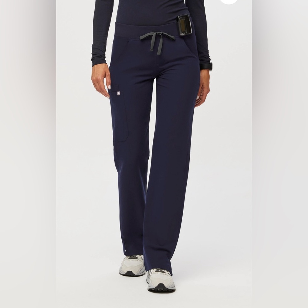 Figs Navy Kade Cargo scrub pant